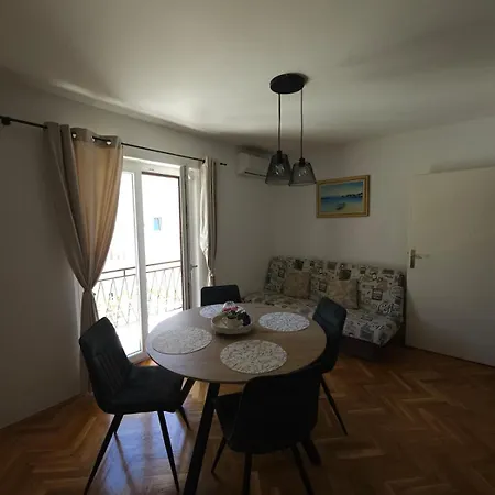 Dane Apartmán