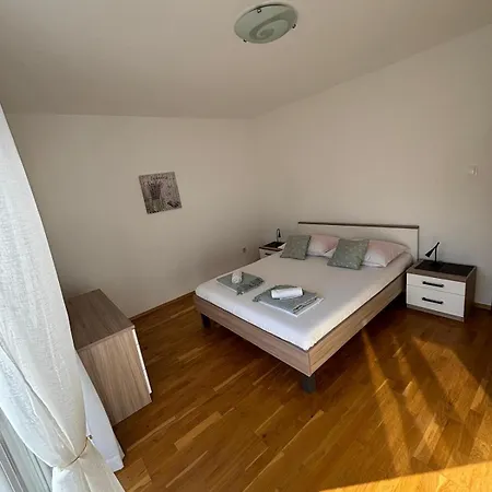Apartment Dane *
